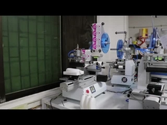 Aplicador de etiquetas de garrafas quadradas para a máquina de rotulagem de garrafas planas semiautomática FK617